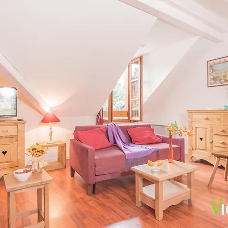 3 Pieces Avec Terrasse, 50m² Pour 8 Personnes - Fr-1-504-57 Vignec